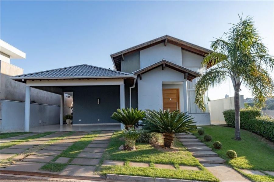 Casa em Condom�nio - Aluguel - Parque Residencial Nazar� - Botucatu - SP